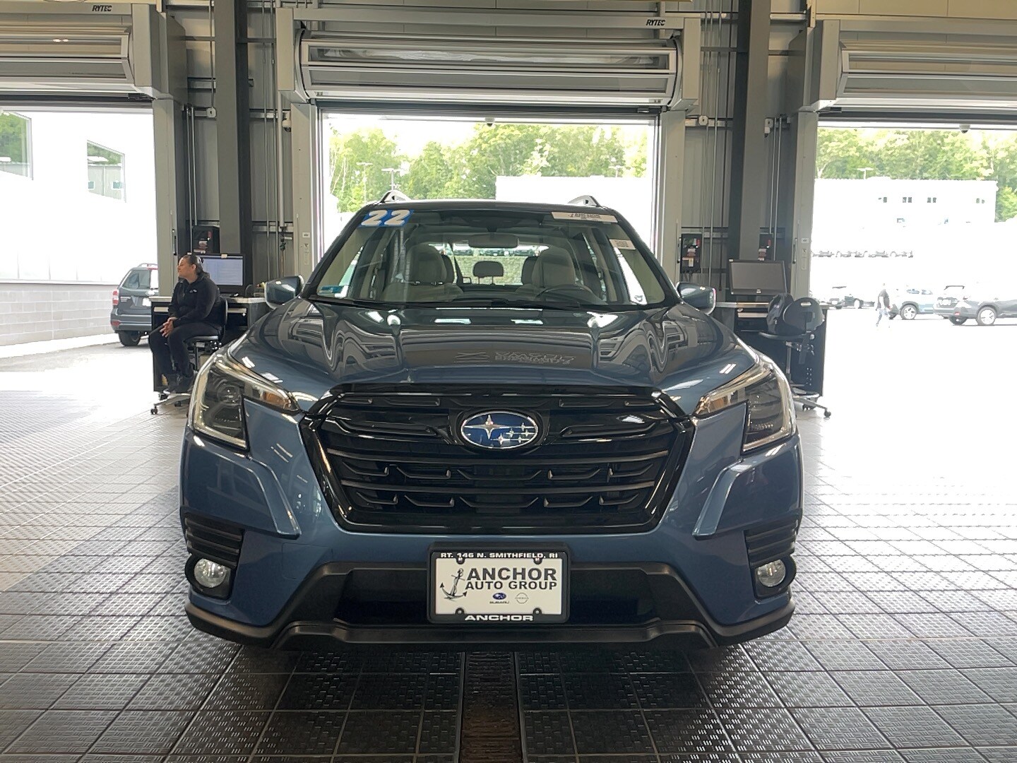 2022 Subaru Forester Premium photo 2