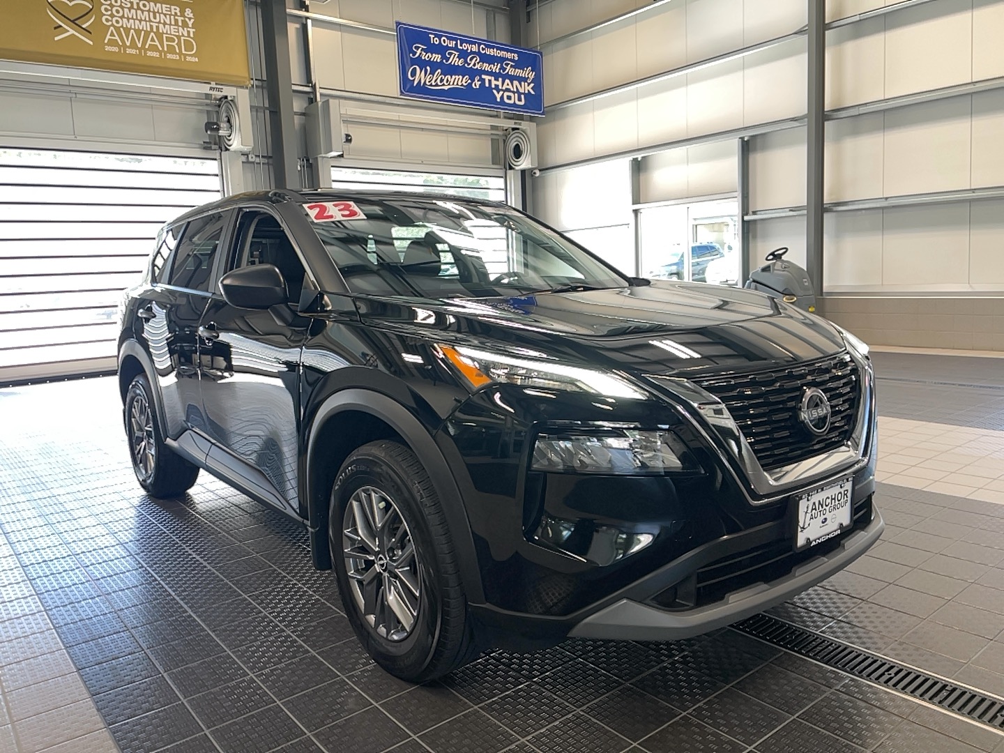 Used 2023 Nissan Rogue S AWD SUV