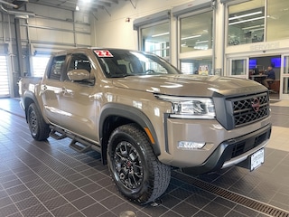 2022 Nissan Frontier PRO-4X 4X4 PICKUP near Providence