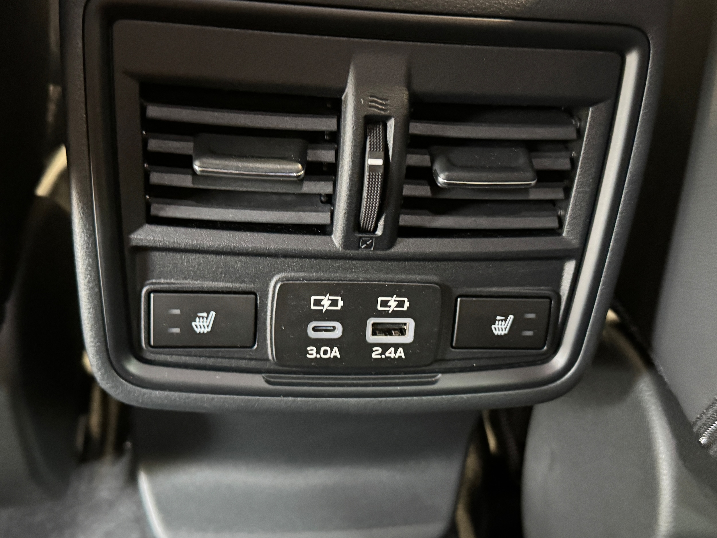 2026 Subaru Outback Limited - Photo 8