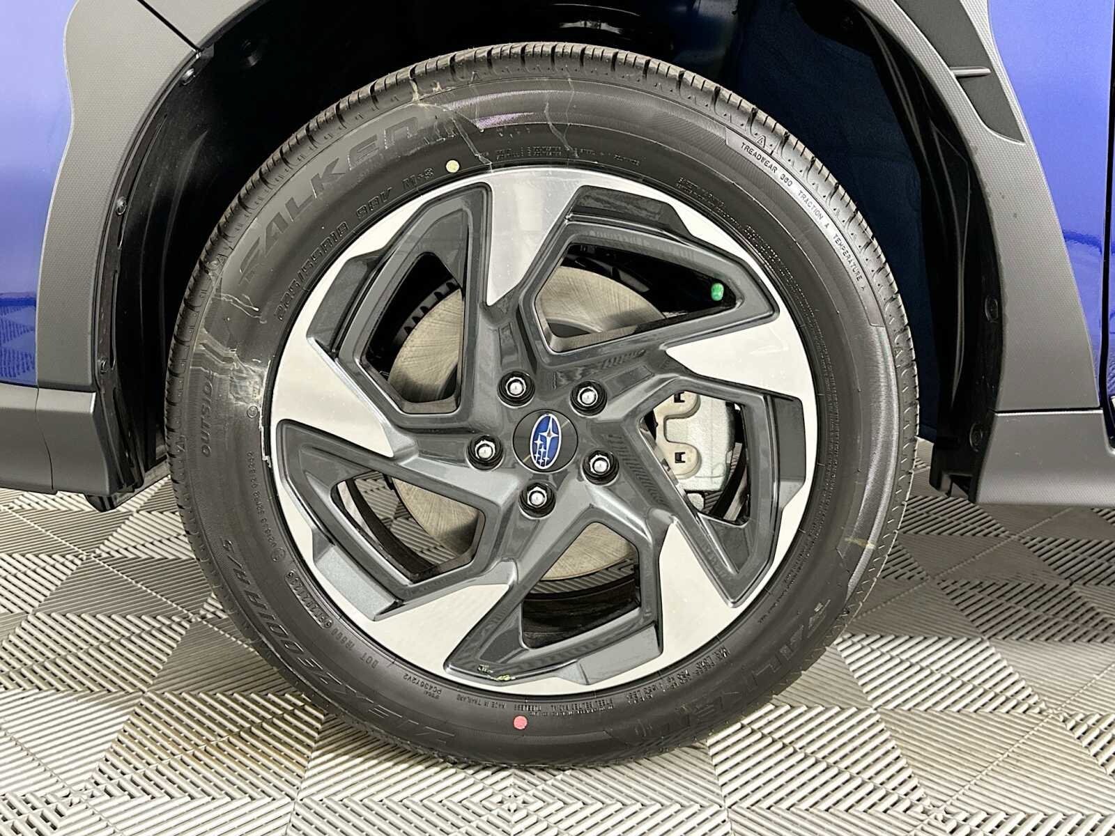 2024 Subaru Crosstrek Limited photo 2