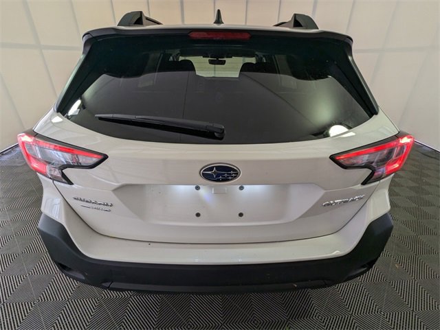 2024 Subaru Outback Premium photo 2