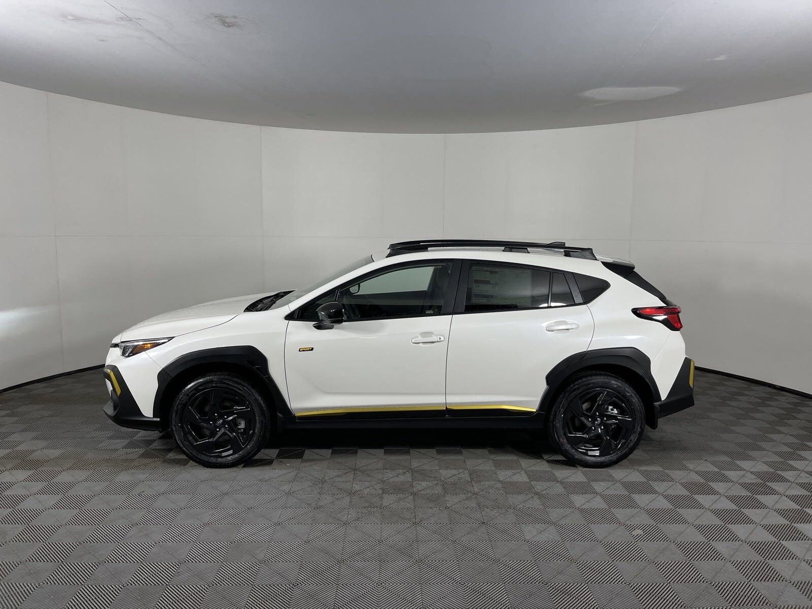 2024 Subaru Crosstrek Sport photo 2