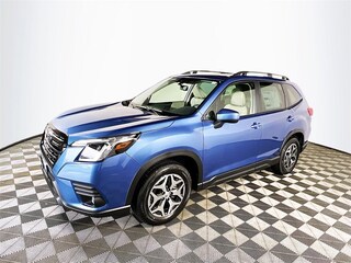 New 2024 Subaru Forester Premium SUV near Providence