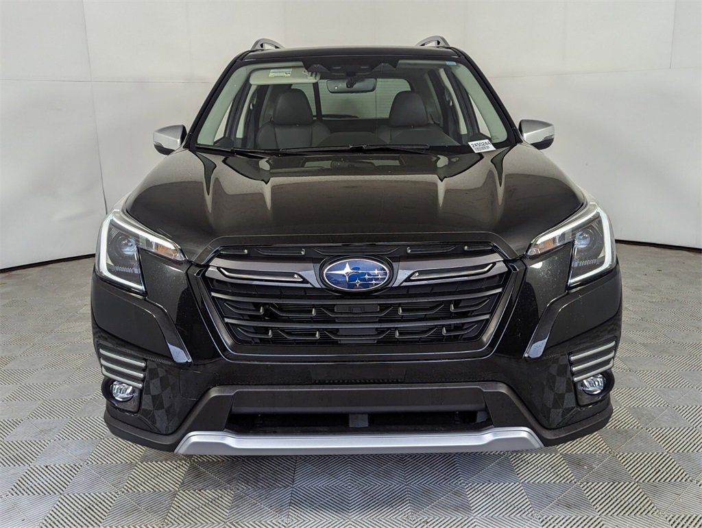 2024 Subaru Forester Touring photo 2