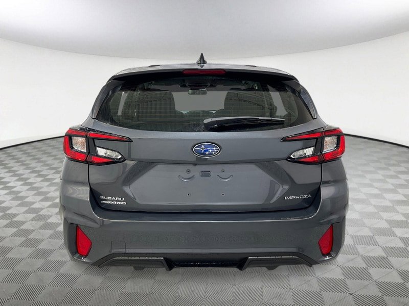 2024 Subaru Impreza Base photo 4