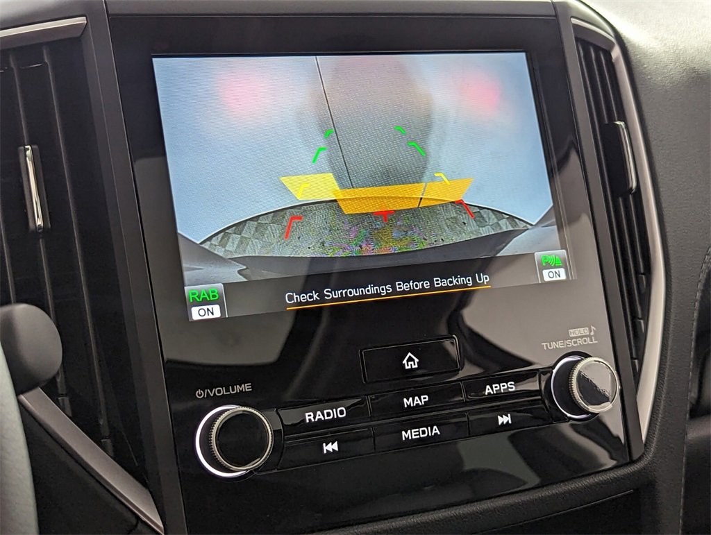 2024 Subaru Forester Touring photo 4