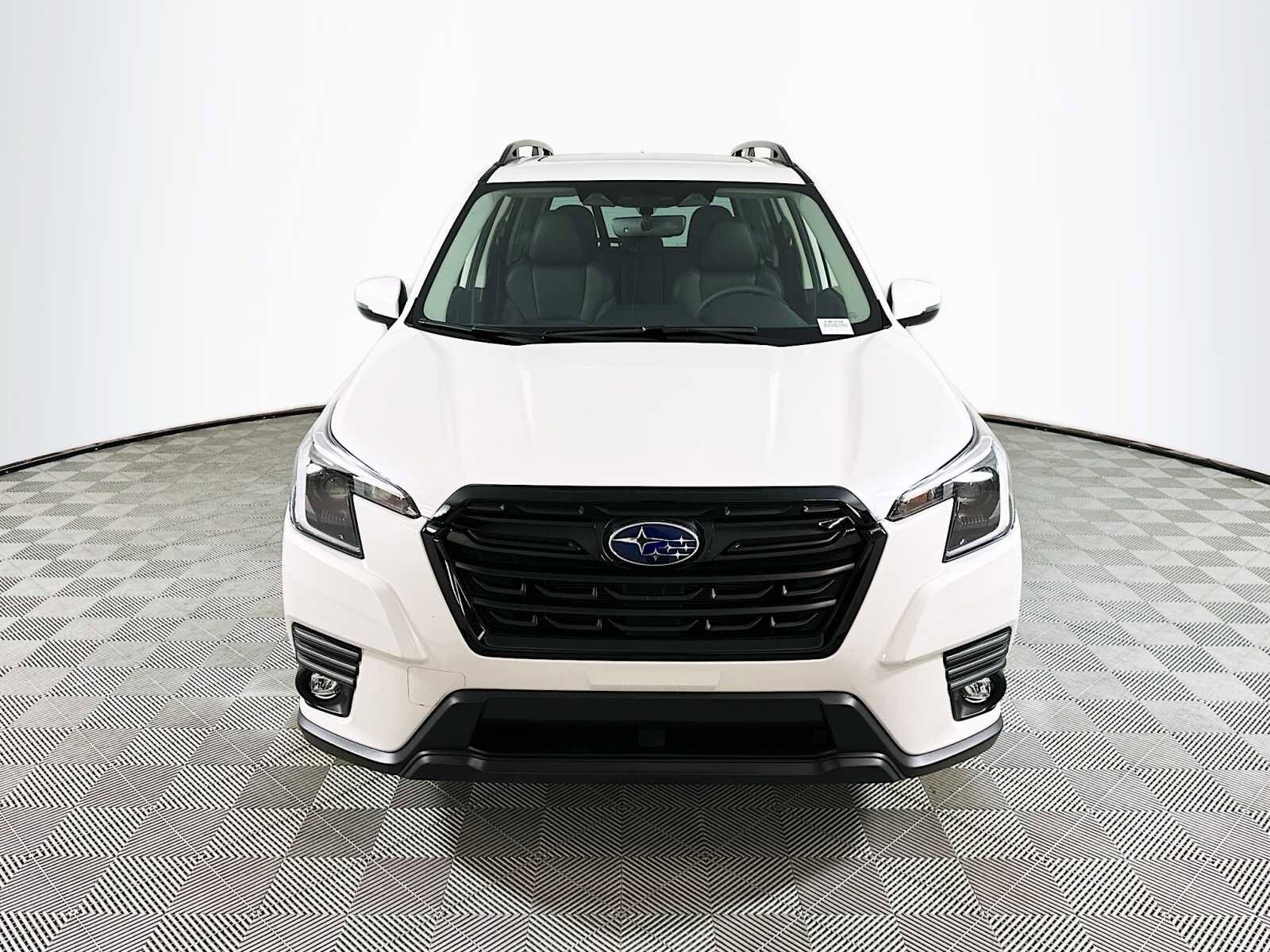 2024 Subaru Forester Limited photo 2