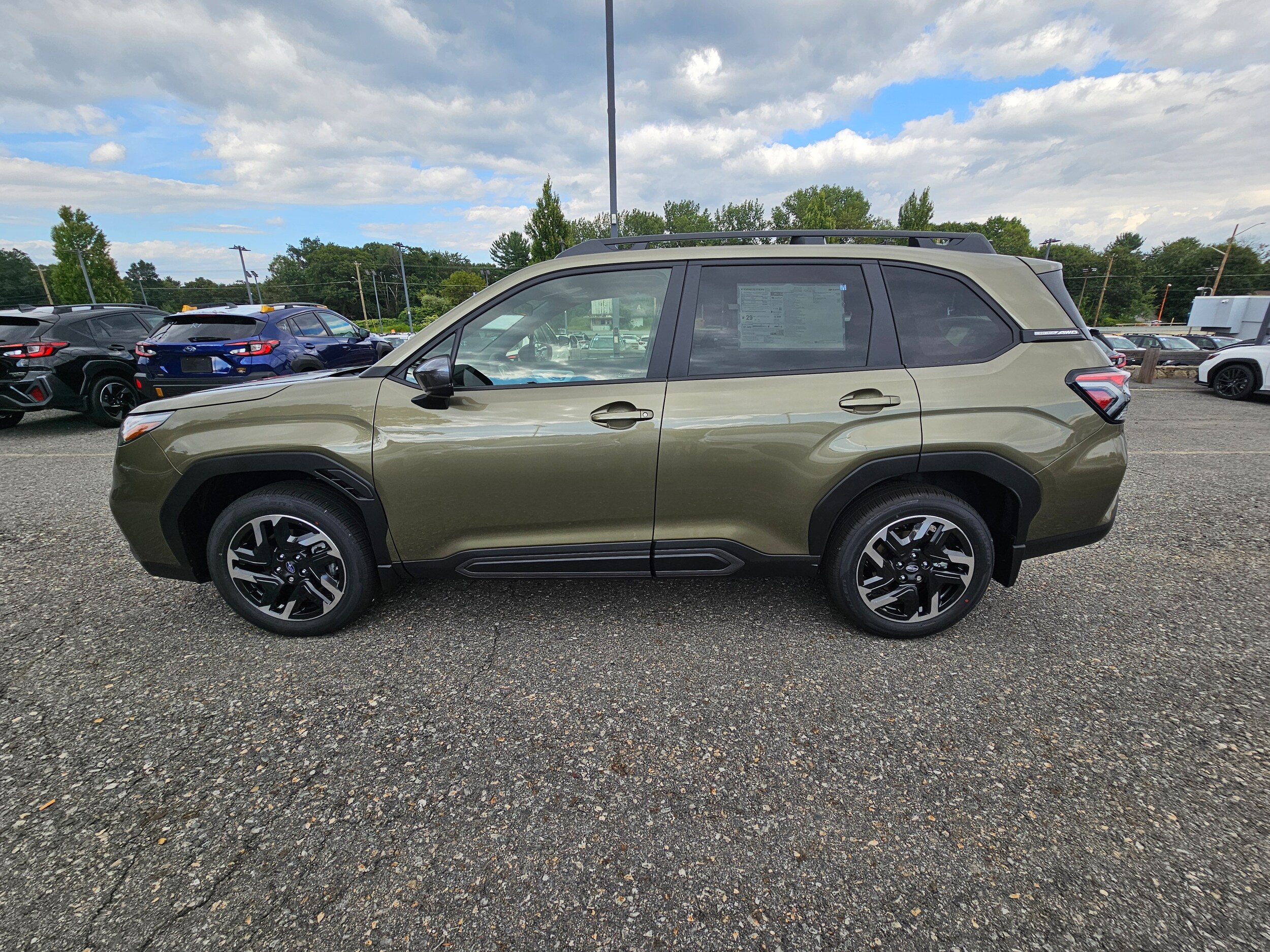 2025 Subaru Forester Limited photo 2