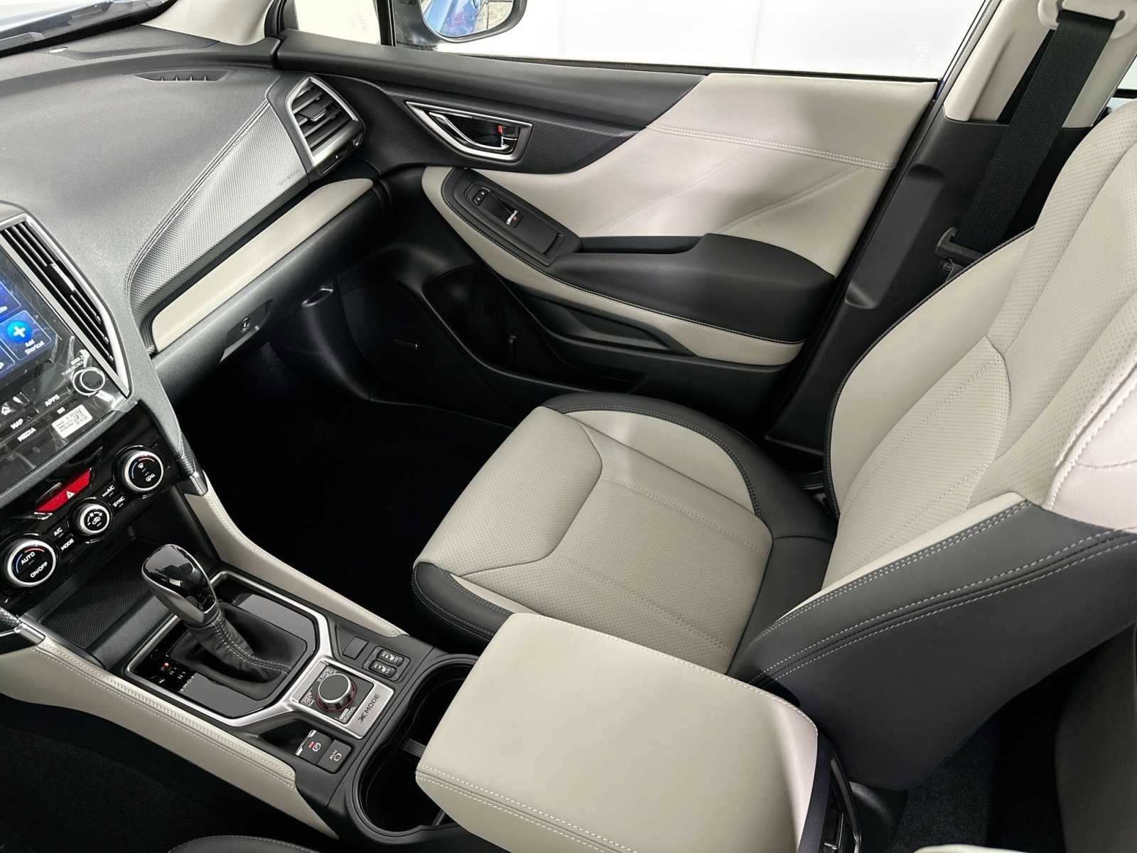 2024 Subaru Forester Limited photo 2