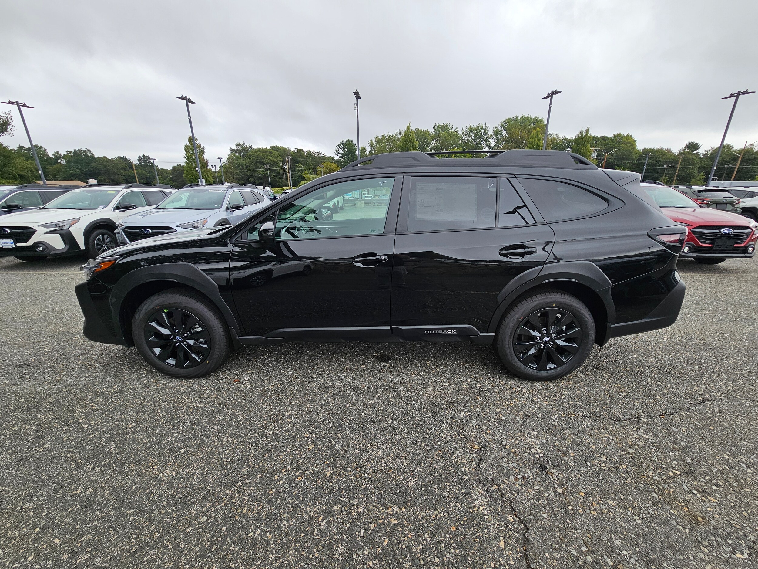 2025 Subaru Outback Onyx Edition photo 2