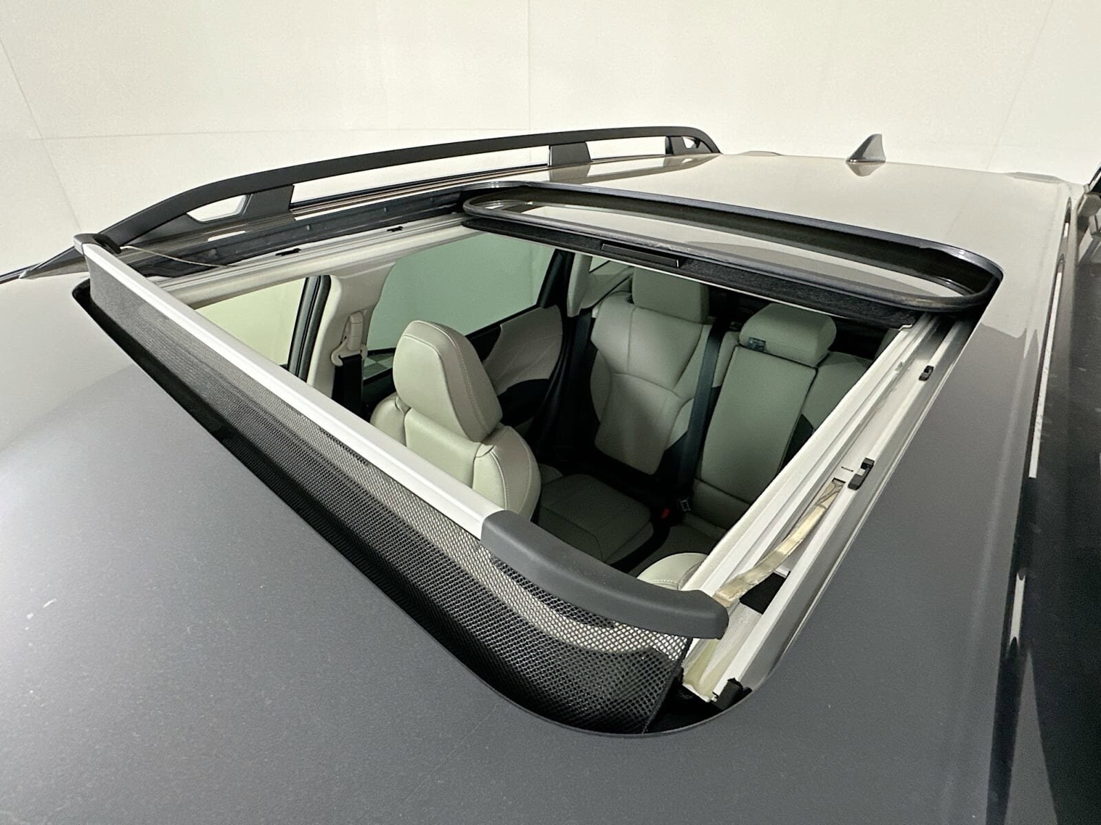 2024 Subaru Forester Limited photo 2