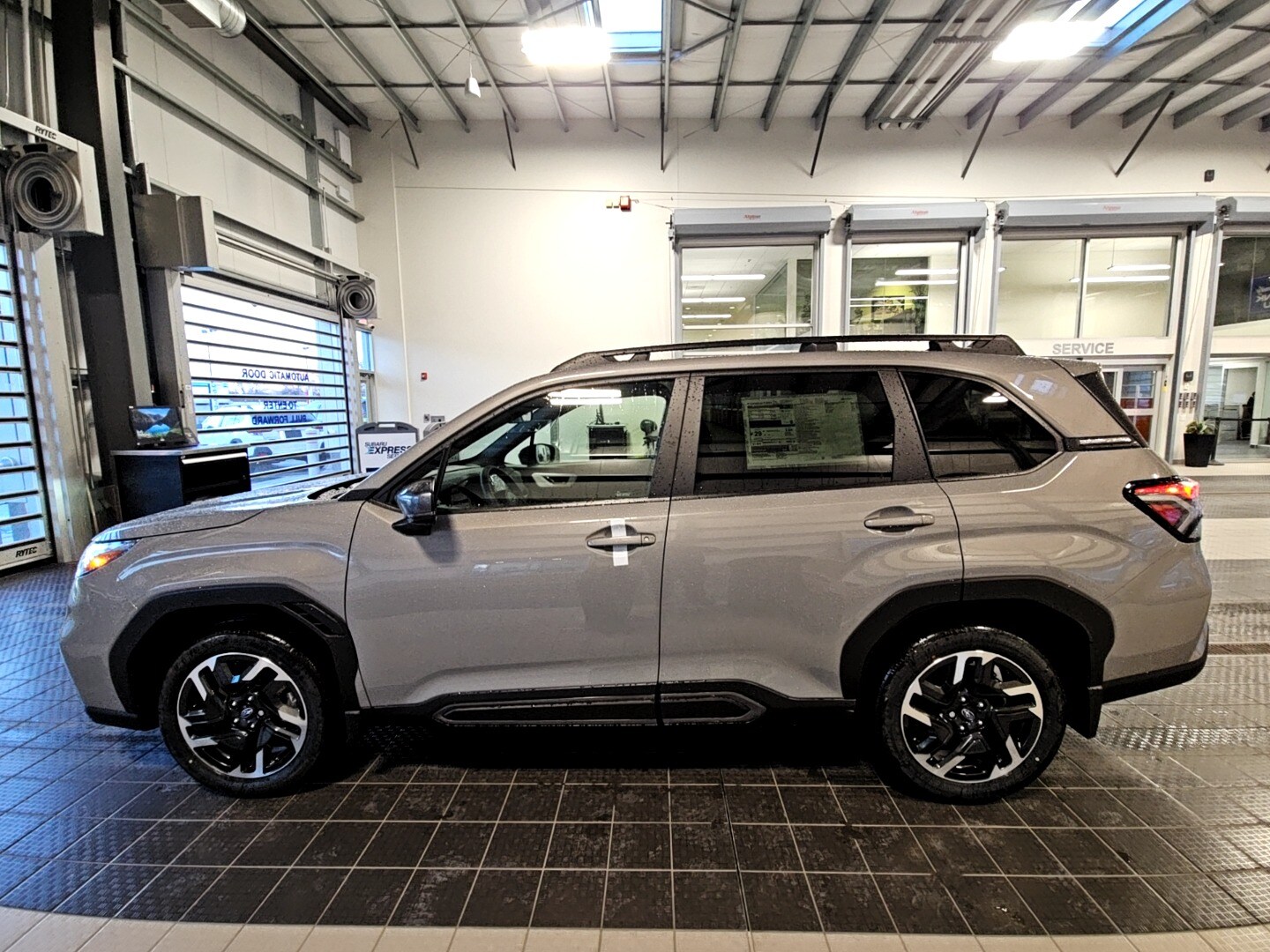 2025 Subaru Forester Limited photo 2