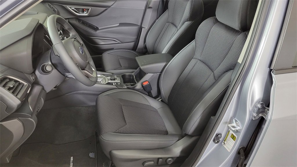 2024 Subaru Forester Premium photo 2