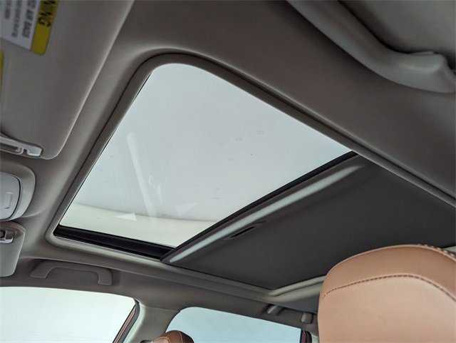 2024 Subaru Forester Touring photo 2