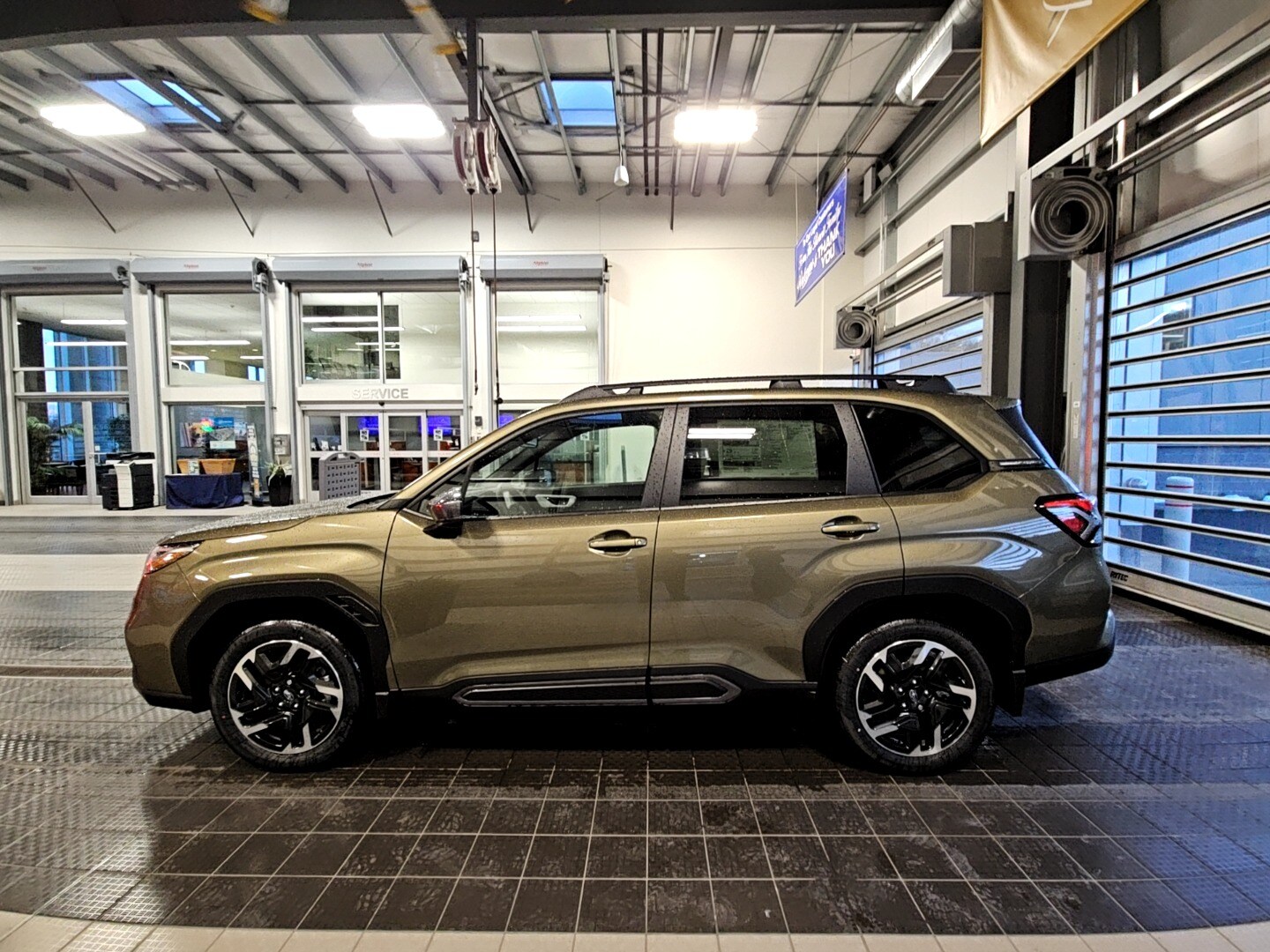 2025 Subaru Forester Limited photo 2