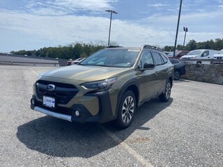 New 2024 Subaru Outback Limited SUV near Providence
