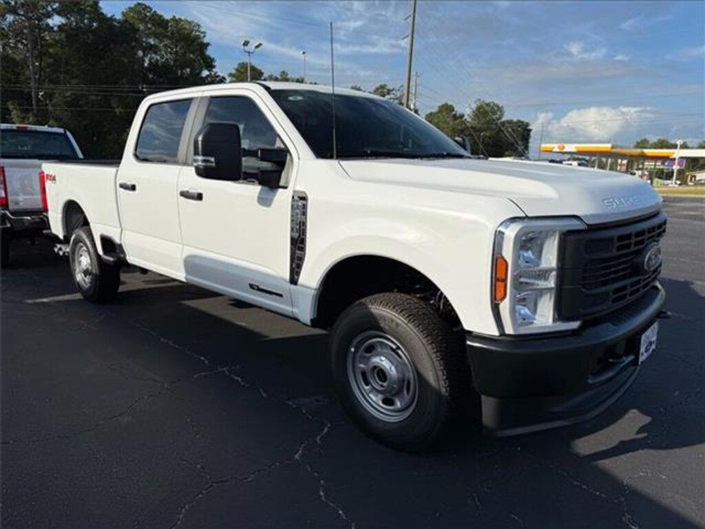 New 2026 Ford F-250  Truck Crew Cab