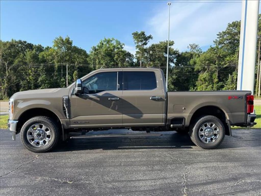 New 2026 Ford F-250 Truck Crew Cab