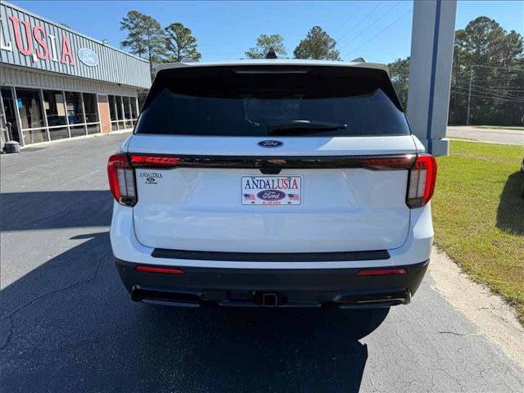 New 2025 Ford Explorer ST-Line SUV