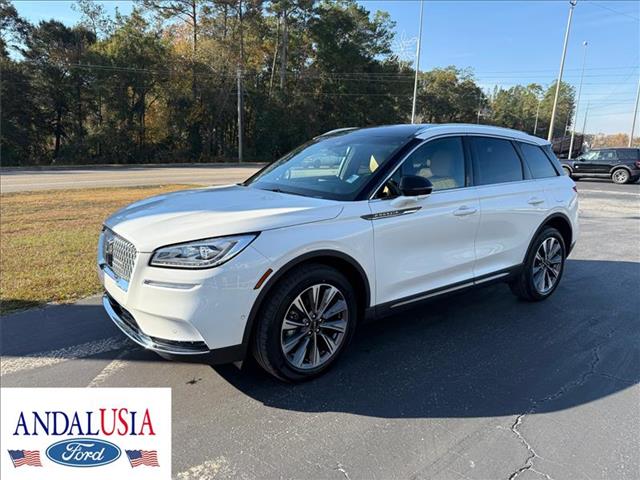 2021 Lincoln Corsair Reserve's photo