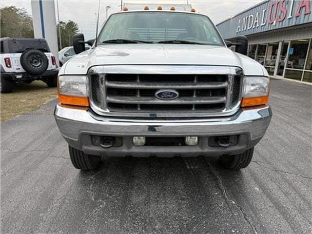 2001 Ford F-550 - Photo 38