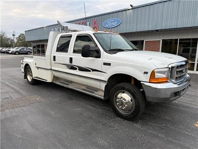 2001 Ford F-550 - Photo 37