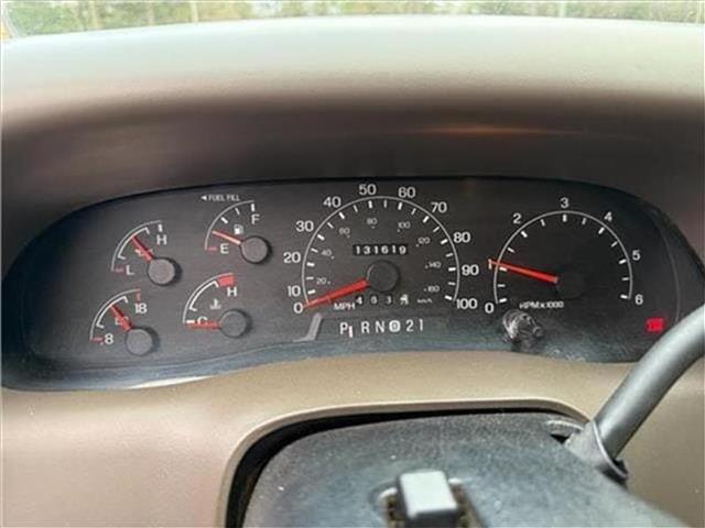 2001 Ford F-550 - Photo 41