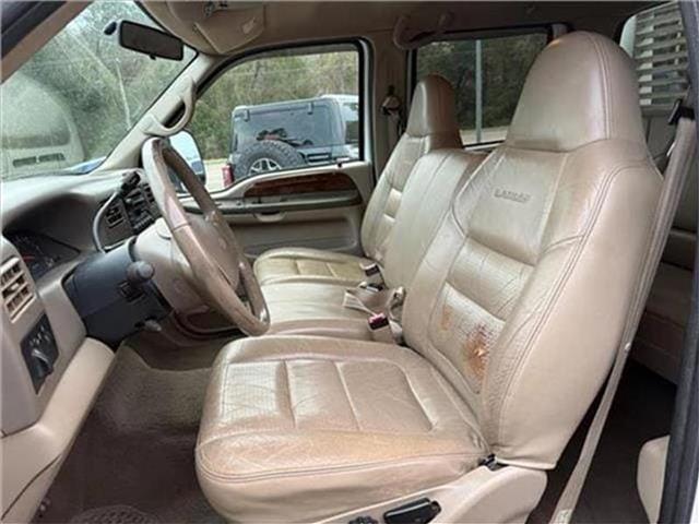 2001 Ford F-550 - Photo 39