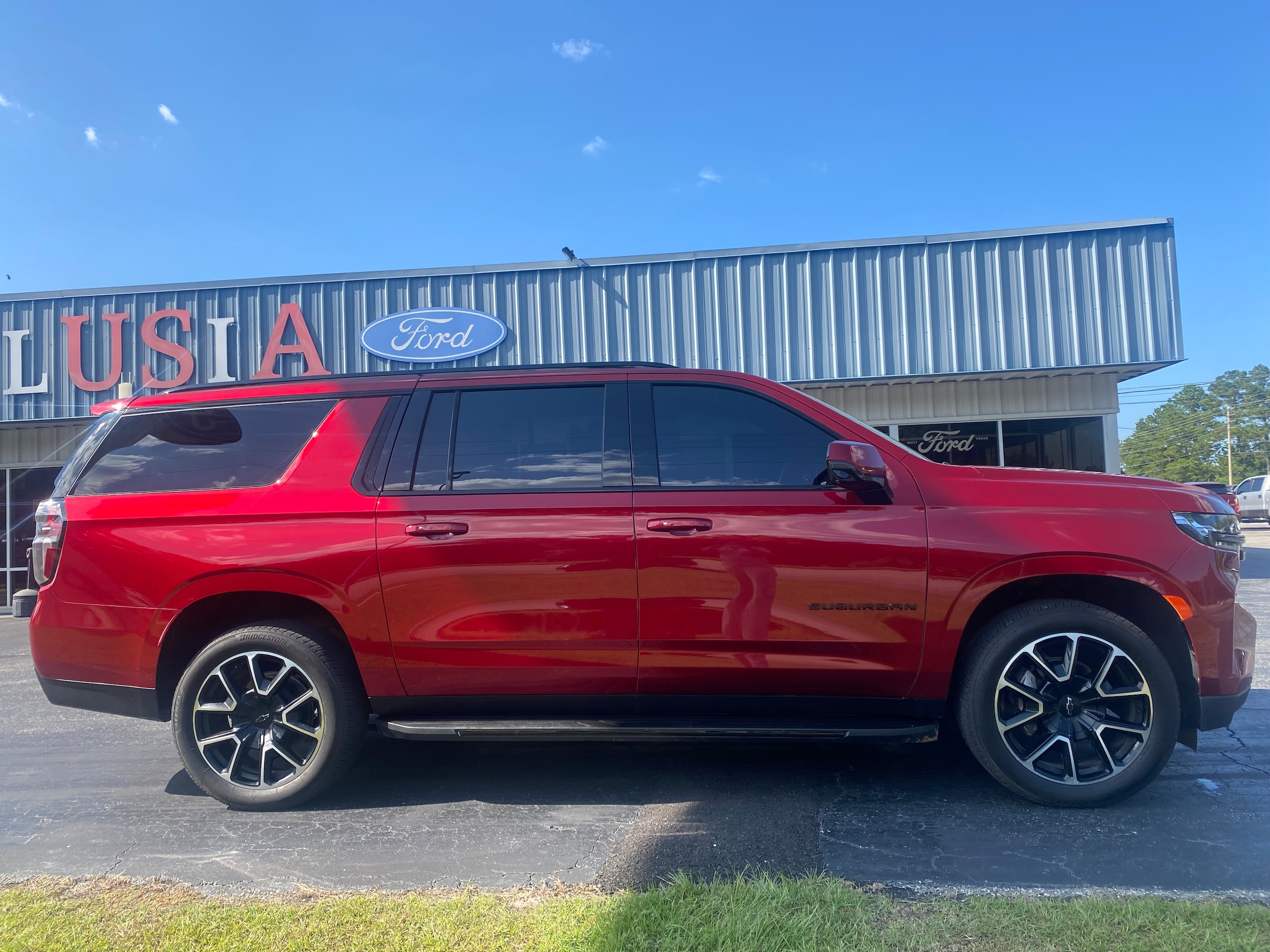 Used 2024 Chevrolet Suburban RST with VIN 1GNSKEKD9RR167697 for sale in Andalusia, AL