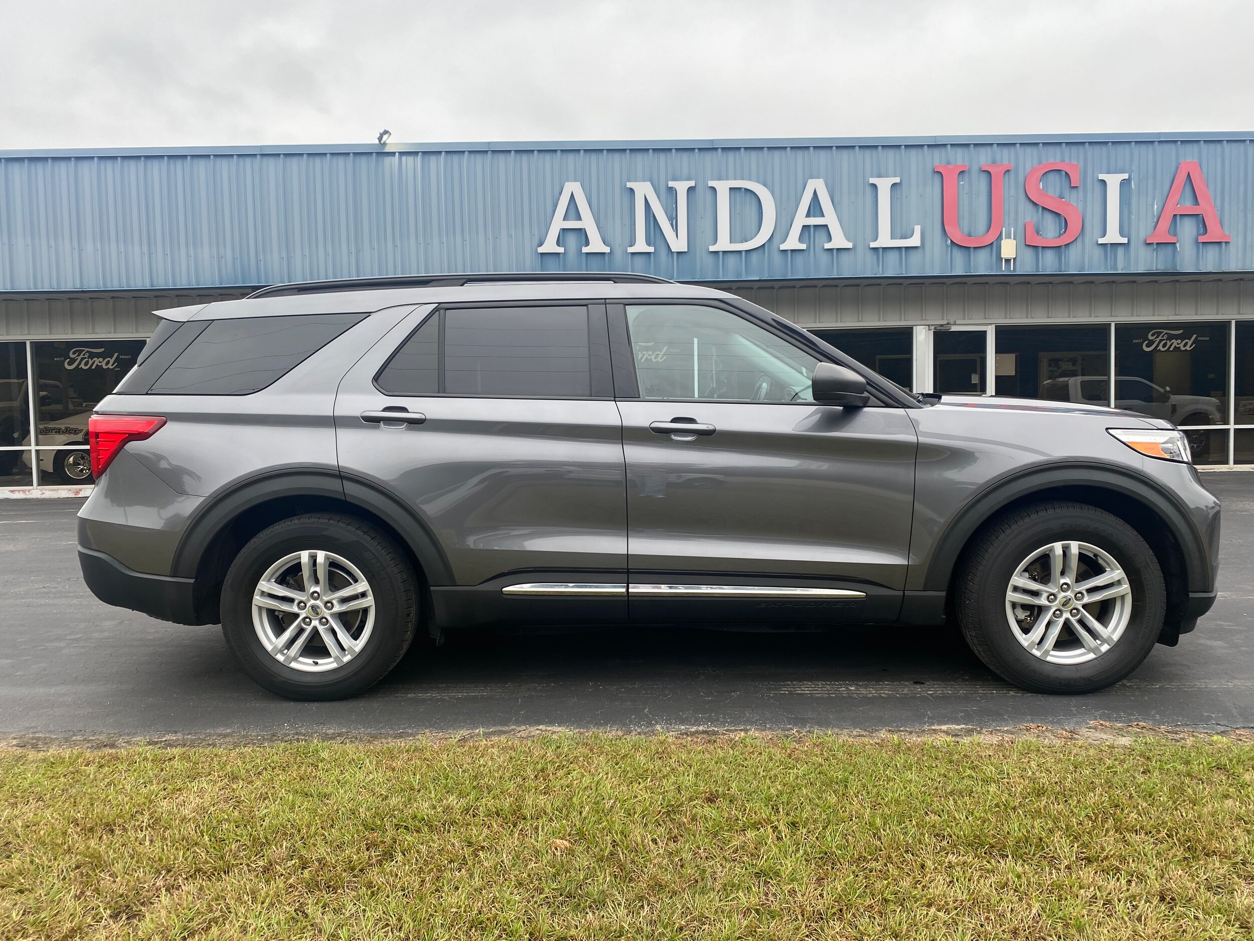 Used 2022 Ford Explorer XLT with VIN 1FMSK7DH6NGA17326 for sale in Andalusia, AL