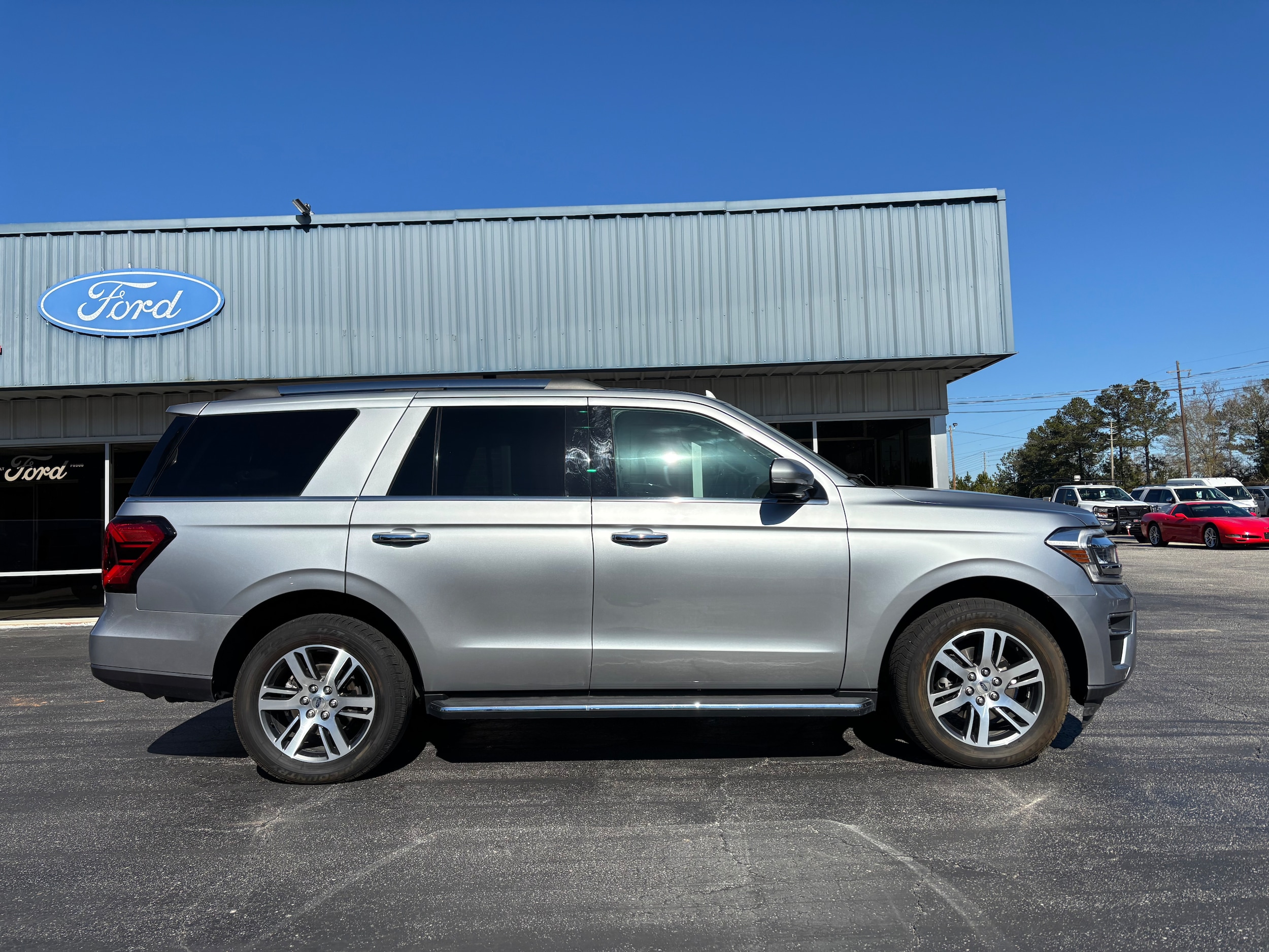 Used 2022 Ford Expedition Limited with VIN 1FMJU2AT3NEA37501 for sale in Andalusia, AL