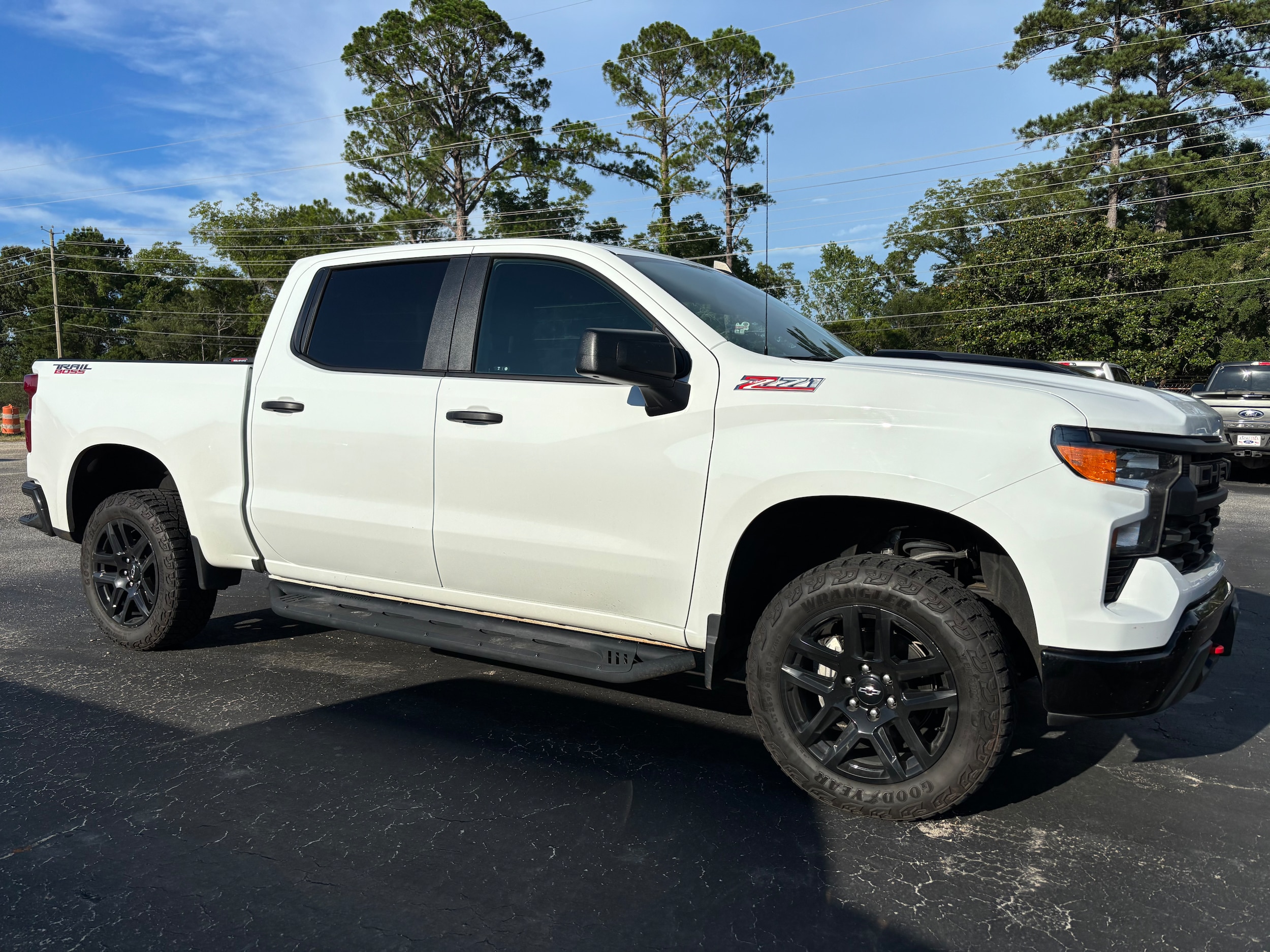 2023 Chevrolet Silverado 1500 Custom's photo