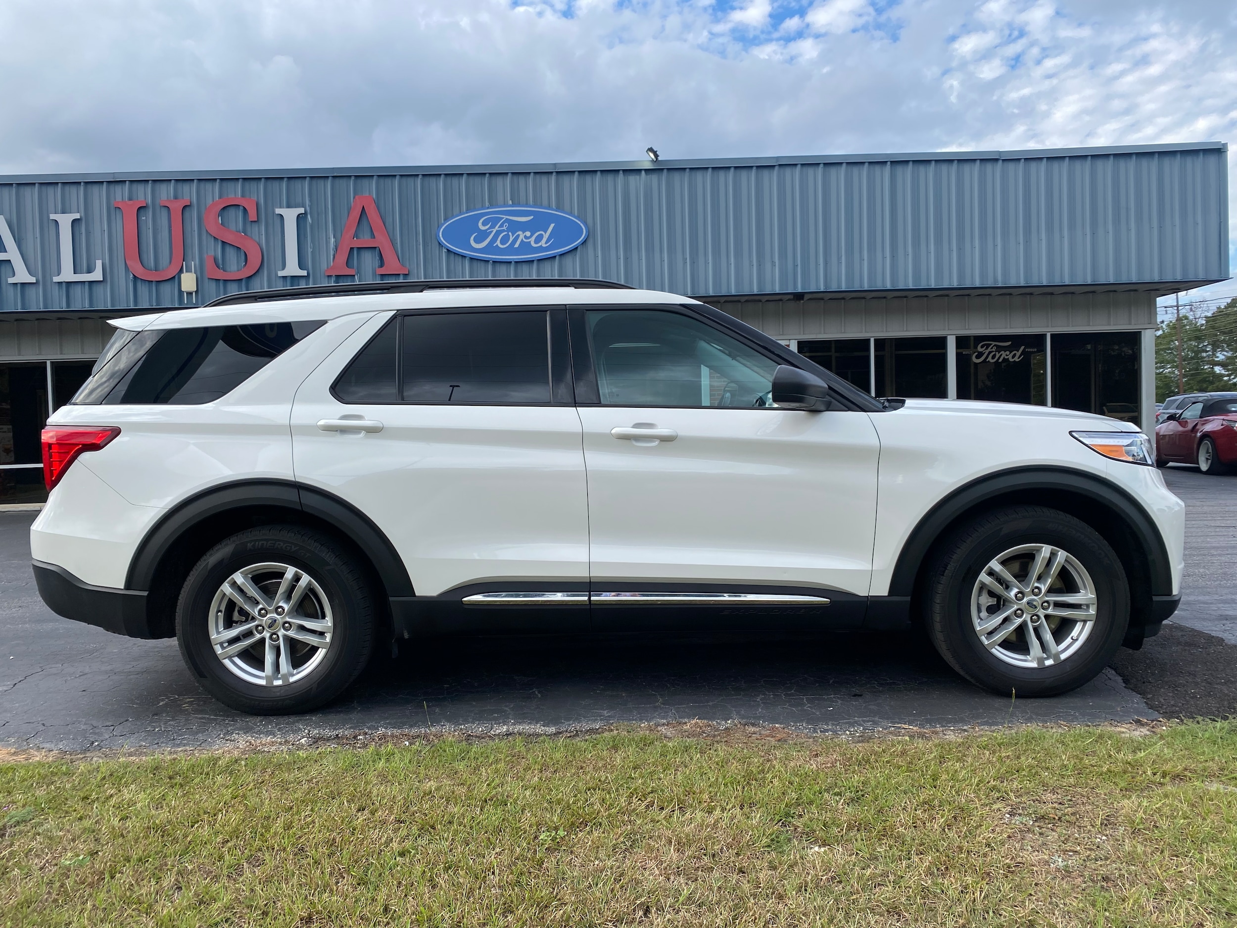 Used 2023 Ford Explorer XLT with VIN 1FMSK7DH3PGB21159 for sale in Andalusia, AL