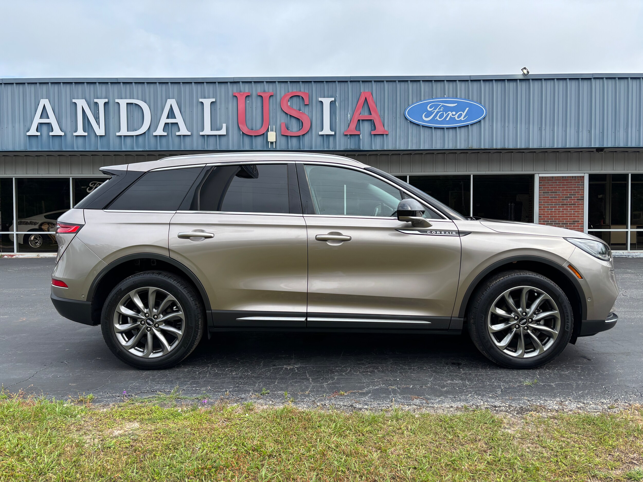 Used 2021 Lincoln Corsair Base with VIN 5LMCJ1C97MUL05576 for sale in Andalusia, AL