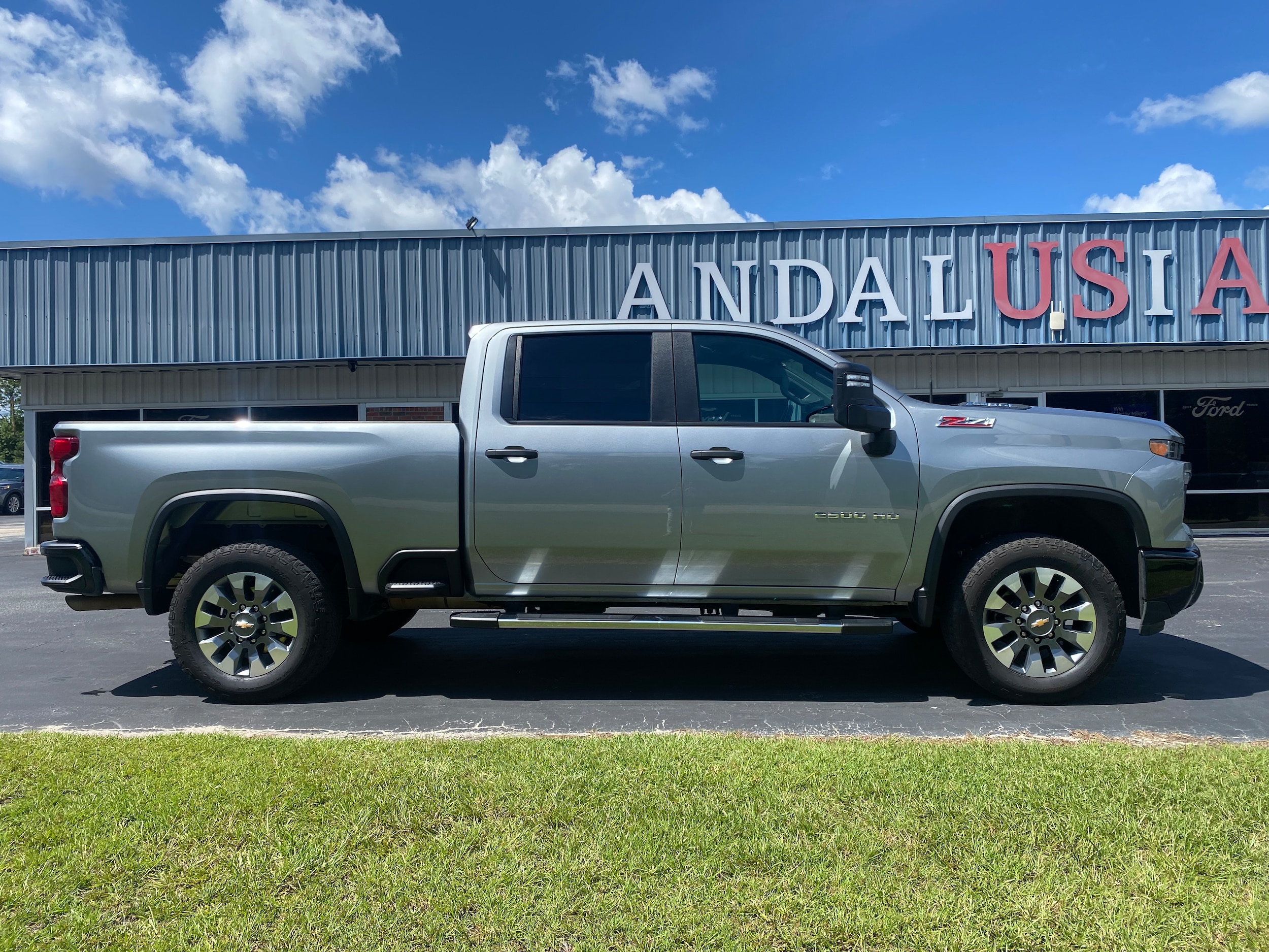 Used 2024 Chevrolet Silverado 2500HD Custom with VIN 2GC4YME75R1125892 for sale in Andalusia, AL