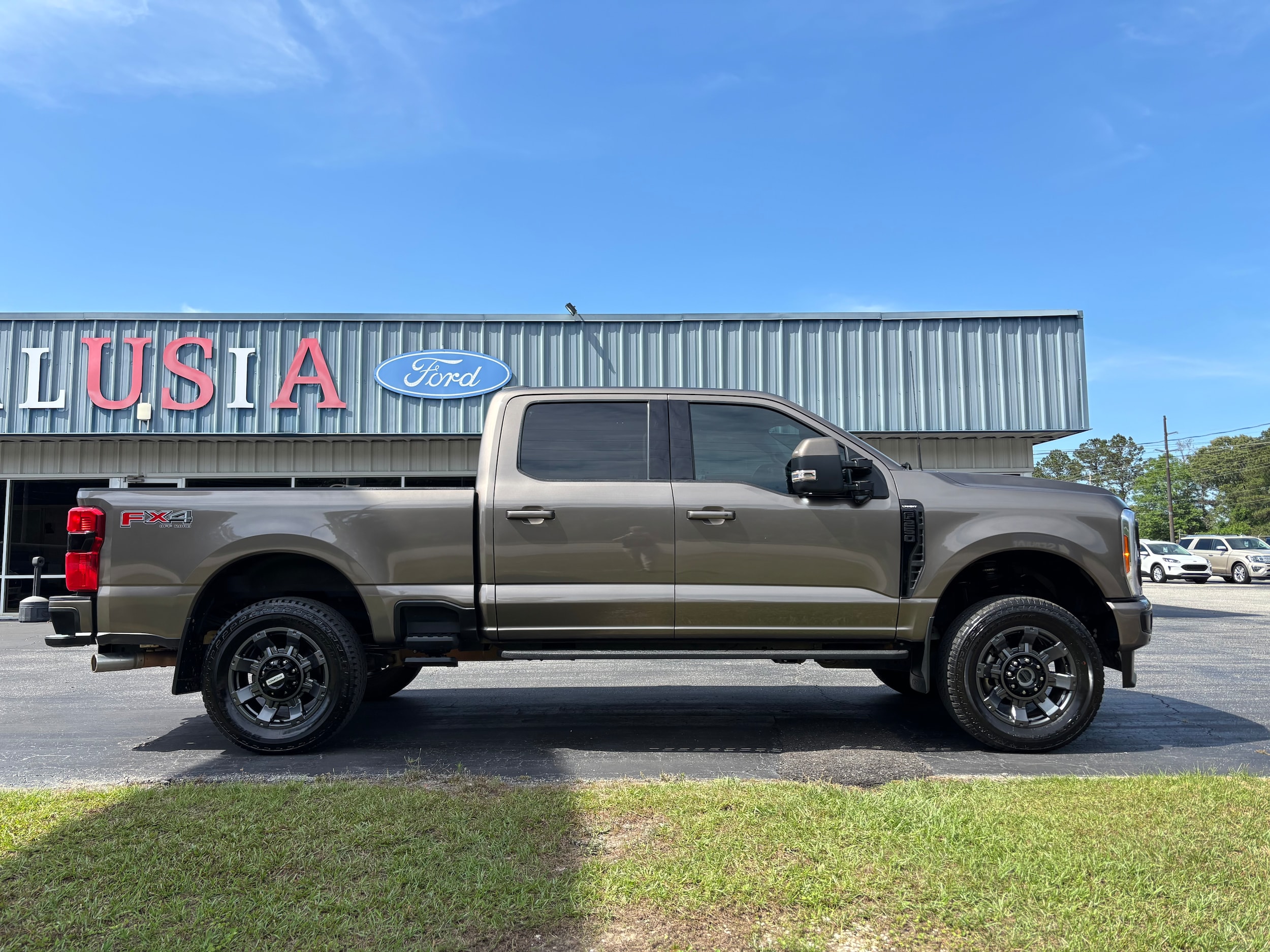 Used 2023 Ford F-250 Super Duty Lariat with VIN 1FT8W2BN0PEC84541 for sale in Andalusia, AL