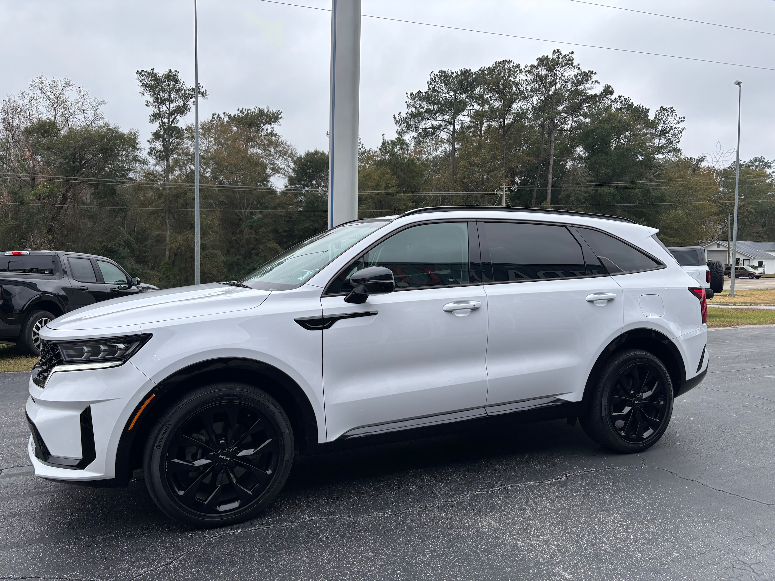Used 2022 Kia Sorento SX with VIN 5XYRK4LF2NG099415 for sale in Andalusia, AL