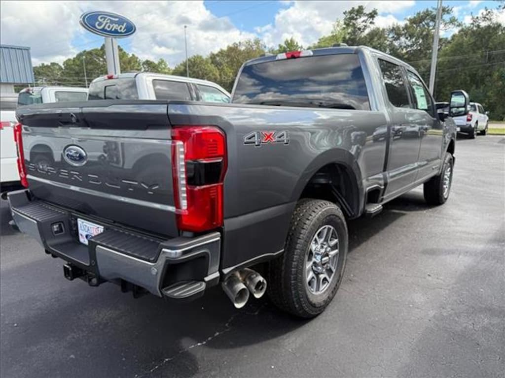 New 2026 Ford F-250 Truck Crew Cab