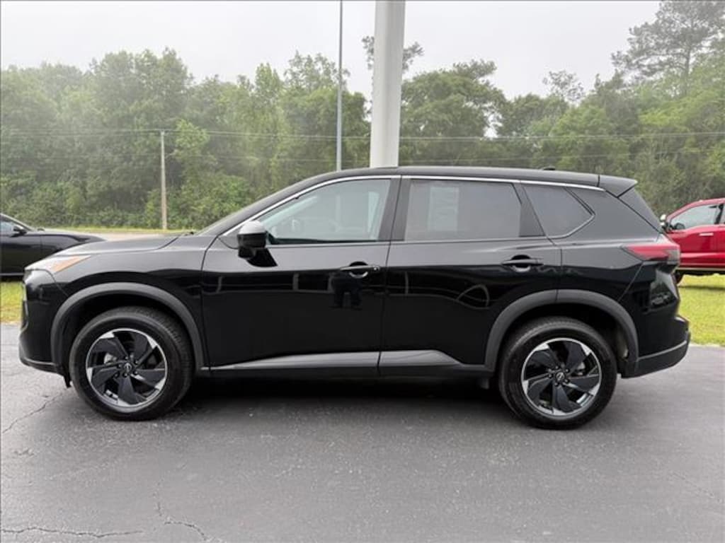 Used 2025 Nissan Rogue SV SUV