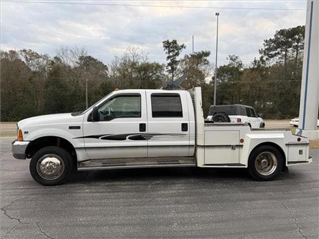 2001 Ford F-550 - Photo 17