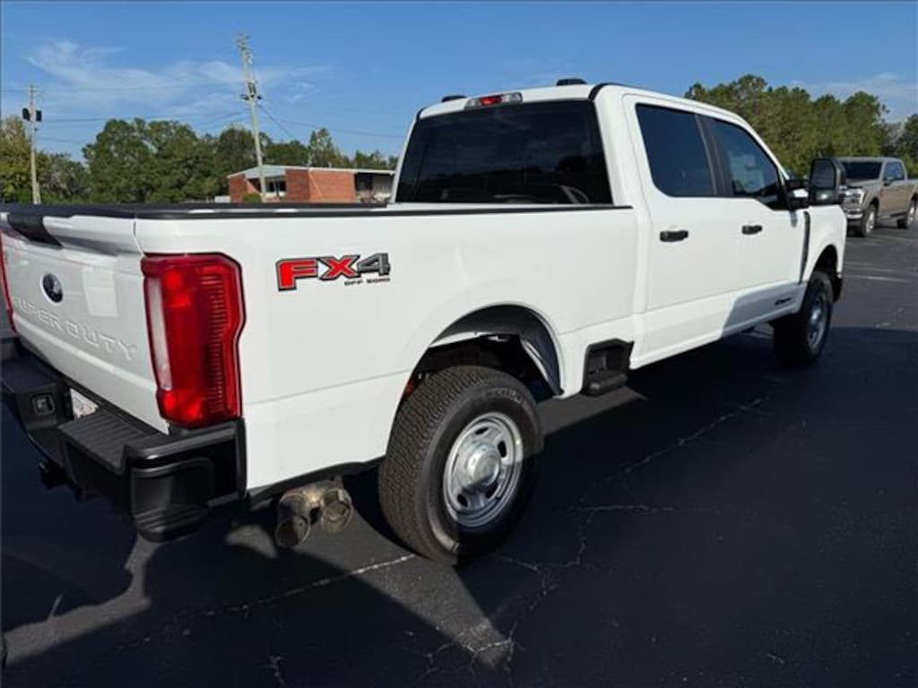 New 2026 Ford F-250  Truck Crew Cab
