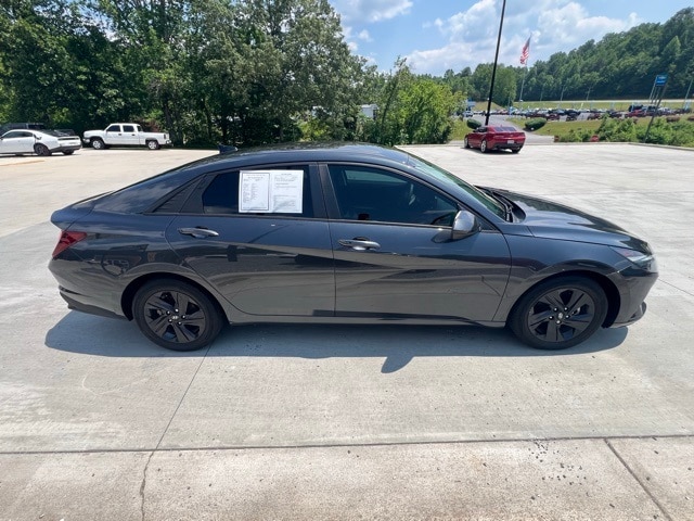 Used 2021 Hyundai Elantra SEL with VIN 5NPLM4AGXMH004005 for sale in Franklin, NC