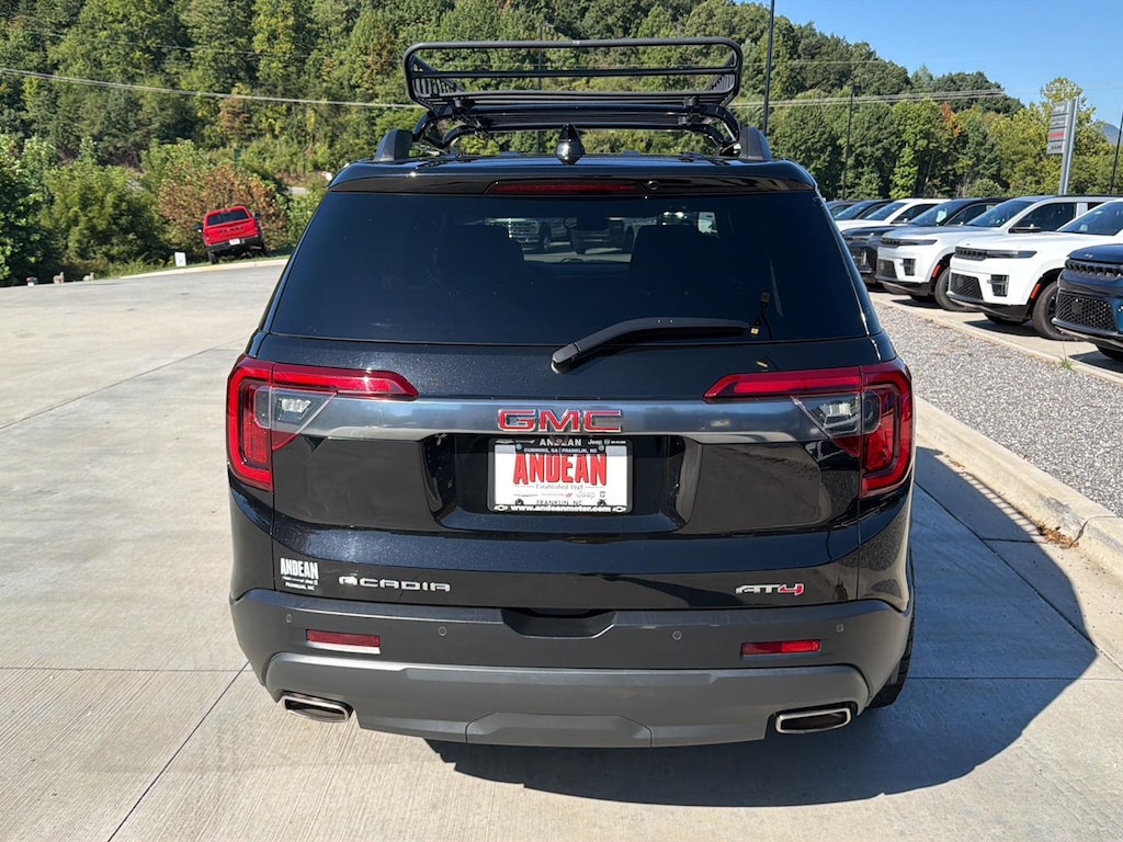Used 2023 GMC Acadia AT4