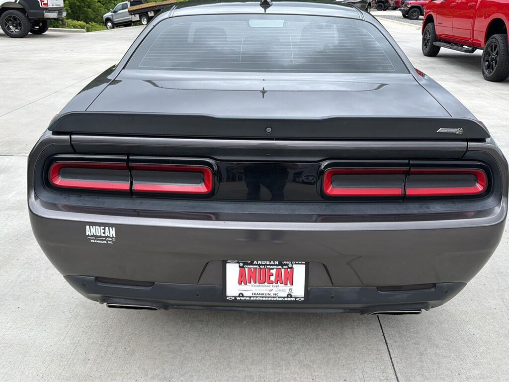 Used 2015 Dodge Challenger