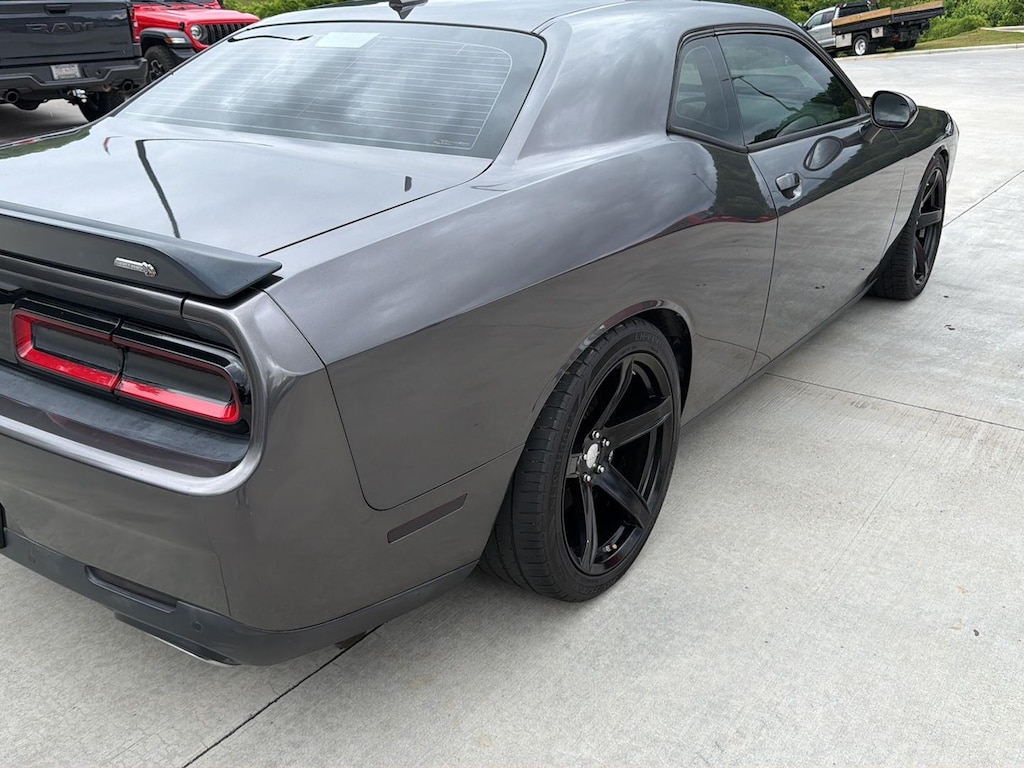 Used 2015 Dodge Challenger
