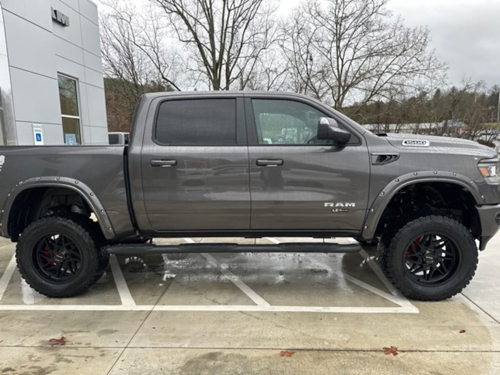 New 2024 Ram 1500 BIG HORN CREW CAB 4X4 5'7 BOX For Sale Franklin NC