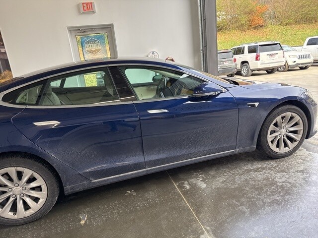2018 Tesla Model S 75D AWD photo 3