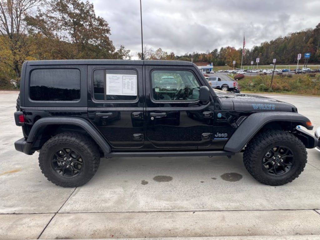 Used 2024 Jeep Wrangler Willys 4xe SUV