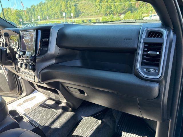 2026 RAM 3500 Chassis Tradesman - Photo 28